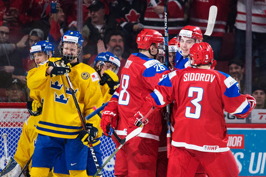 Sveriges Rasmus Dahlin deppar samtidigt som Rysslands