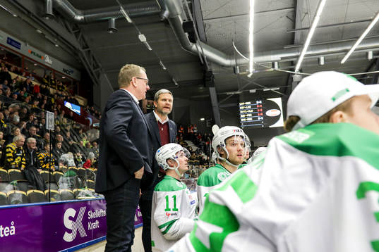 Rögles assisterande tränare Magnus Bogren och