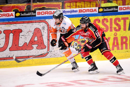 Luleås Jacob Lagacé och Karlskronas Daniel Gunnarsson