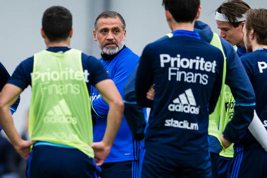 Djurgårdens tränare Özcan Melkemichel