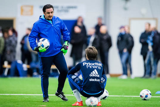 Djurgårdens målvaktstränare Nikos Gkoulios och målvakt