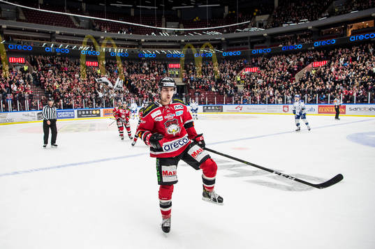 Malmö Redhawks Nils Andersson jublar
