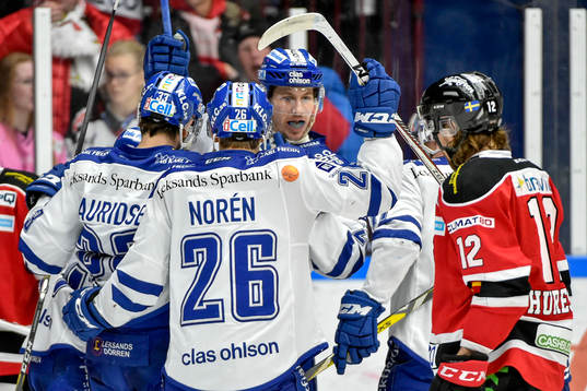 Leksands Jesper Ollas jublar