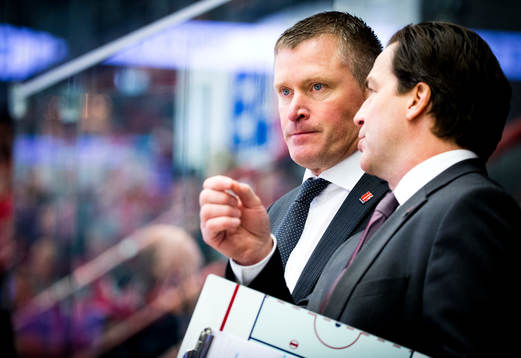 Örebros tränare Niklas Sundblad och assiterande tränare