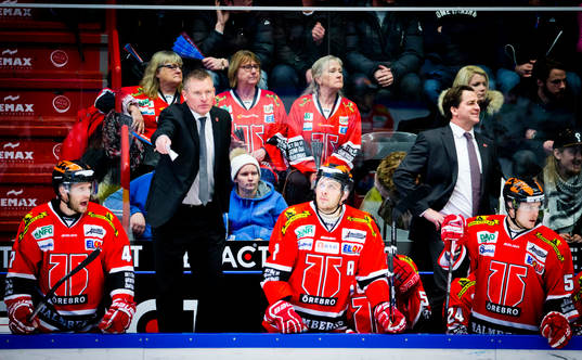 Örebros tränare Niklas Sundblad och assiterande tränare
