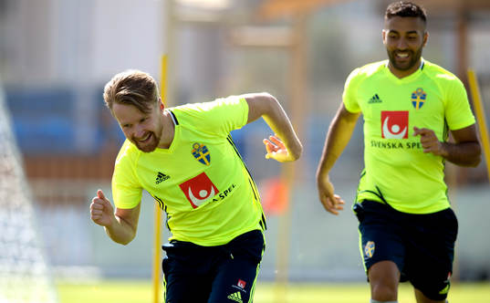 Sveriges Jacob Une Larsson och Saman Ghoddos