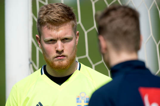 Sveriges målvakt Tim Erlandsson