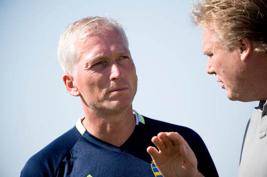 Håkan Sjöstrand samtalar med Jörgen Lennartsson