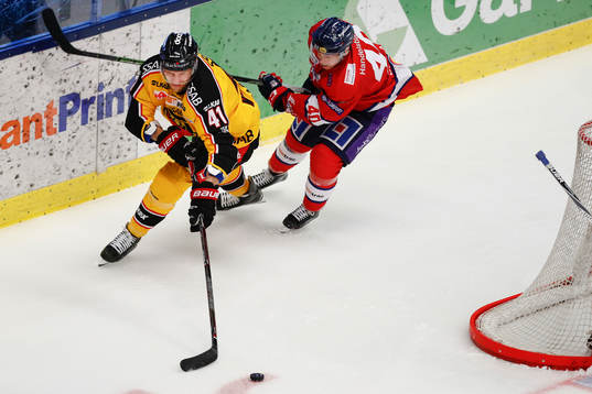 Luleås Ilari Melart och Linköpings Ken André Olimb