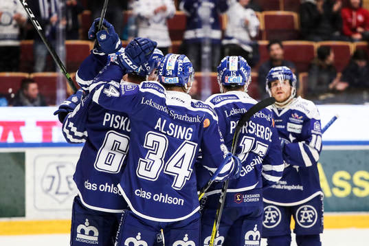 Leksands spelare jublar