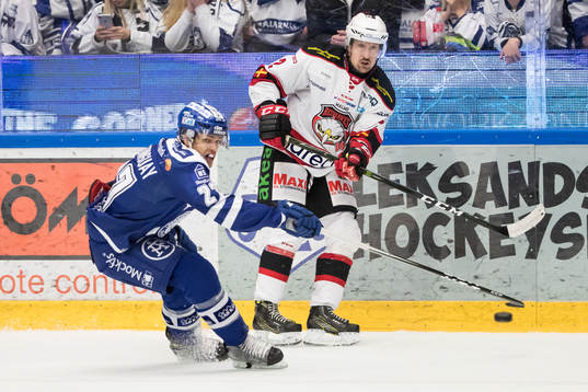 Leksands Eric Castonguay och Malmö Redhawks Erik Andersson
