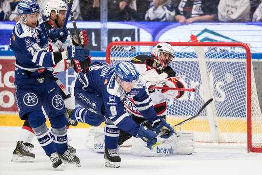 Leksands Tobias Forsberg och Lukas Ericsson framför Malmö
