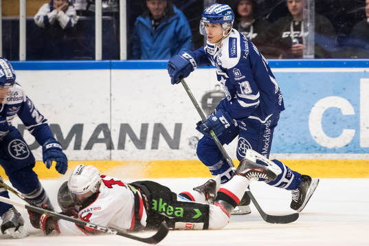 Leksands Jon Knuts Malmö Redhawks Carl-Johan Lerby faller