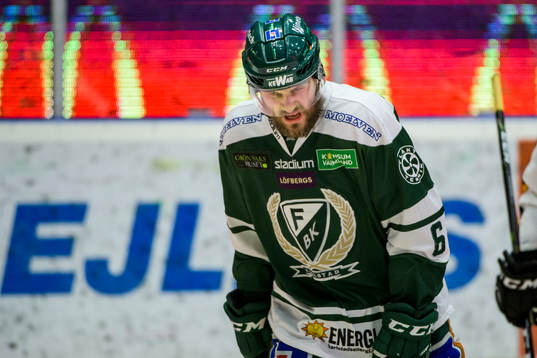 Färjestads Mikael Wikstrand deppar