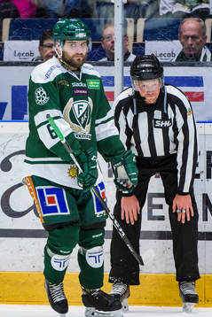 Färjestads Mikael Wikstrand deppar