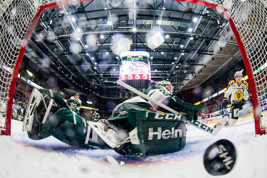 Bläddra bland fler bilder av Ishockey, SHL, Färjestad - Skellefteå 
