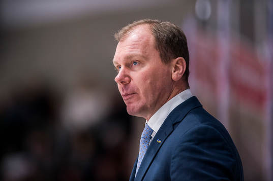 s tränare Johan Lindbom