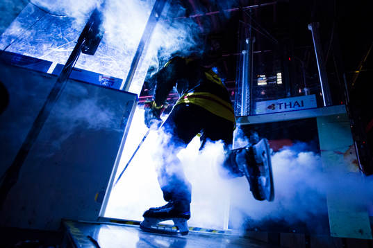 En hockeyspelare från Brynäs gör entré