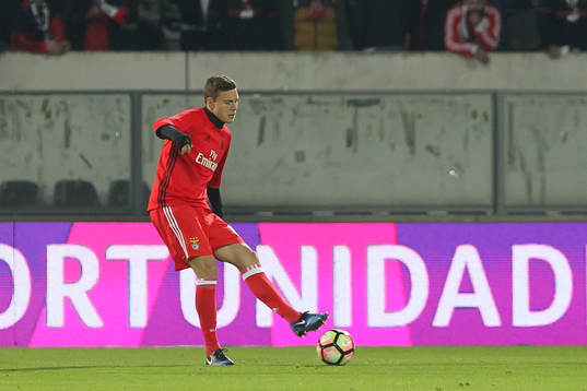 Benfica's Swedish defender Victor Nilsson Lindelöf