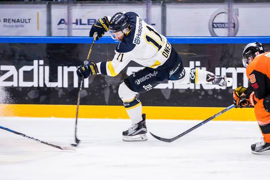 s Simon Önerud