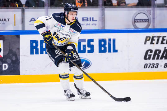 s Simon Önerud