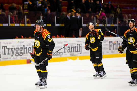 Brynäs Marc Zanetti ser deppig ut