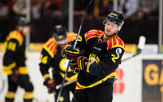 Brynäs Nick Johnson ser deppig ut