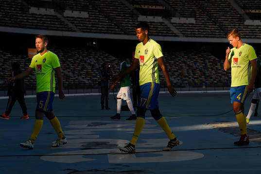 Sveriges Anton Tinnerholm, Alexander Isak och Joakim