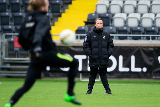 Häckens tränare Mikael Stahre