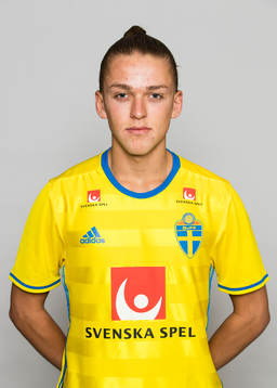 Jesper Karlsson i P19/98-landslaget