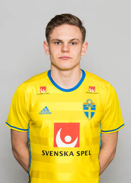 Lukas Sunesson i P19/98-landslaget