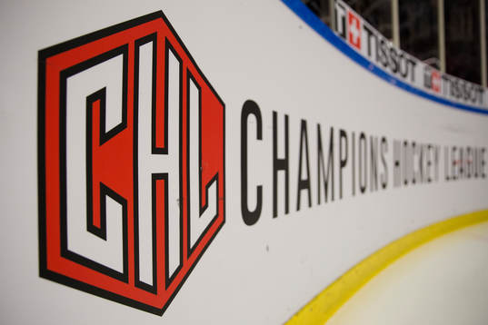 CHL sargreklam i Frölundaborg innan ishockeymatchen i CHL