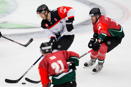 Fribourg-Gottérons Julien Sprunger före Frölundas