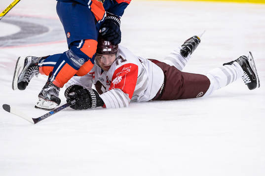 Sparta Prags Tomas Netik faller