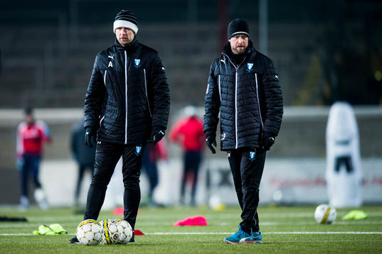 Malmö FFs tränare Magnus Pehrsson och assisterande