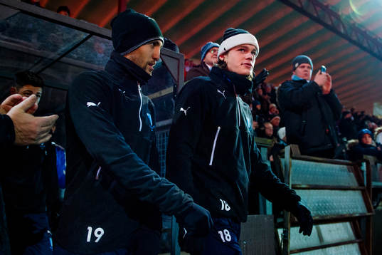 Malmö FFs Magnus Wolff Eikrem och Hugo Andersson kommer ut