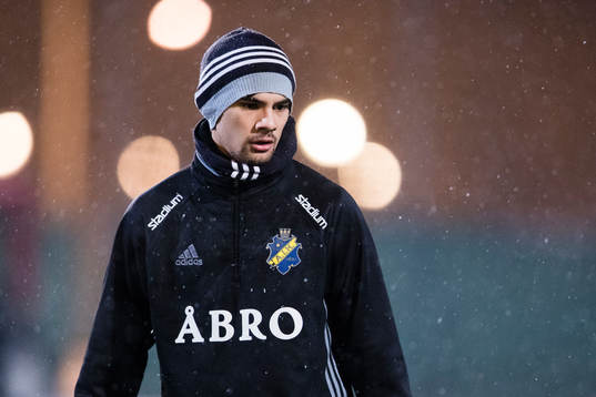 s Jesper Nyholm