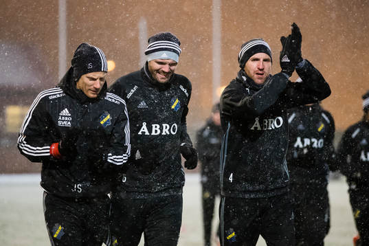 s fystränare Johan Svensson, Jos Hooiveld och Nils-Eric