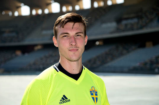 Sveriges målvakt ⁠Andreas Linde
