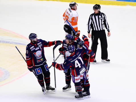 Linköping jublar och kramar om målgörare Garrett Roe som