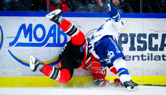 under ishockeymatchen i SHL mellan Örebro och Leksand