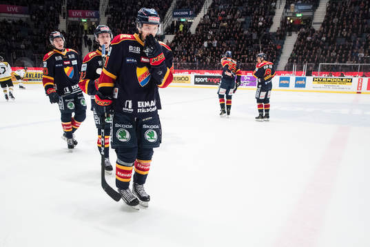 Djurgårdens Calle Ridderwall och Jonathan Davidsson deppar
