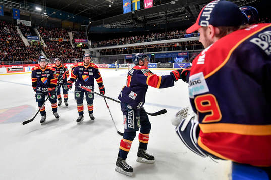 Djurgårdens Markus Ljungh jublar med lagkamrater