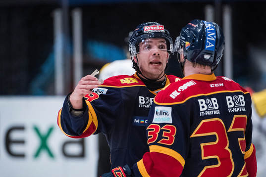 Djurgårdens Jeff Tambellini i samtal med Linus Hultström