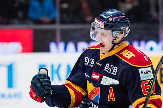 Djurgårdens Markus Ljungh jublar