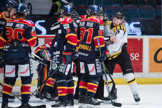 Brynäs Ponthus Westerholm i bråk med Djurgårdens Calle
