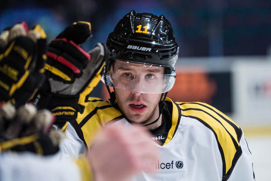 Brynäs Kevin Clark jublar