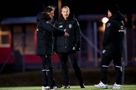 Tränare Agim Sopi, Håkan Svensson och Jonas Thern