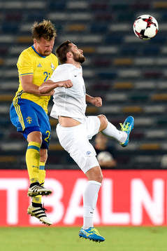 Sveriges Jacob Une Larsson och Slovakiens Pavol Safranko