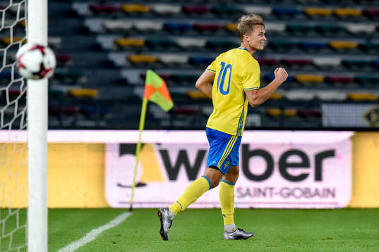 Sveriges Sebastian Andersson jublar